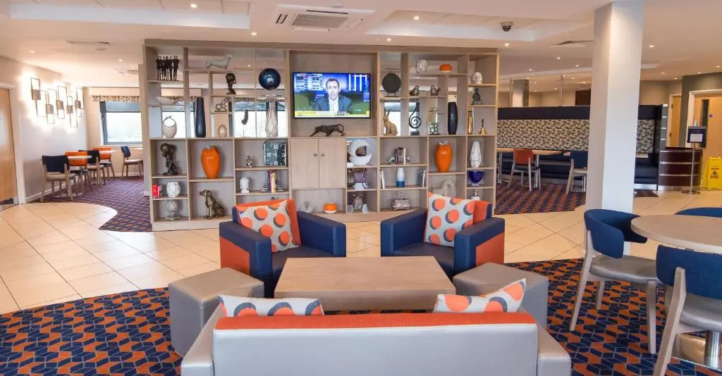 Holiday Inn Express Dunfermline by IHG
