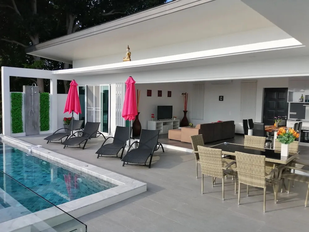 Pearl Villa