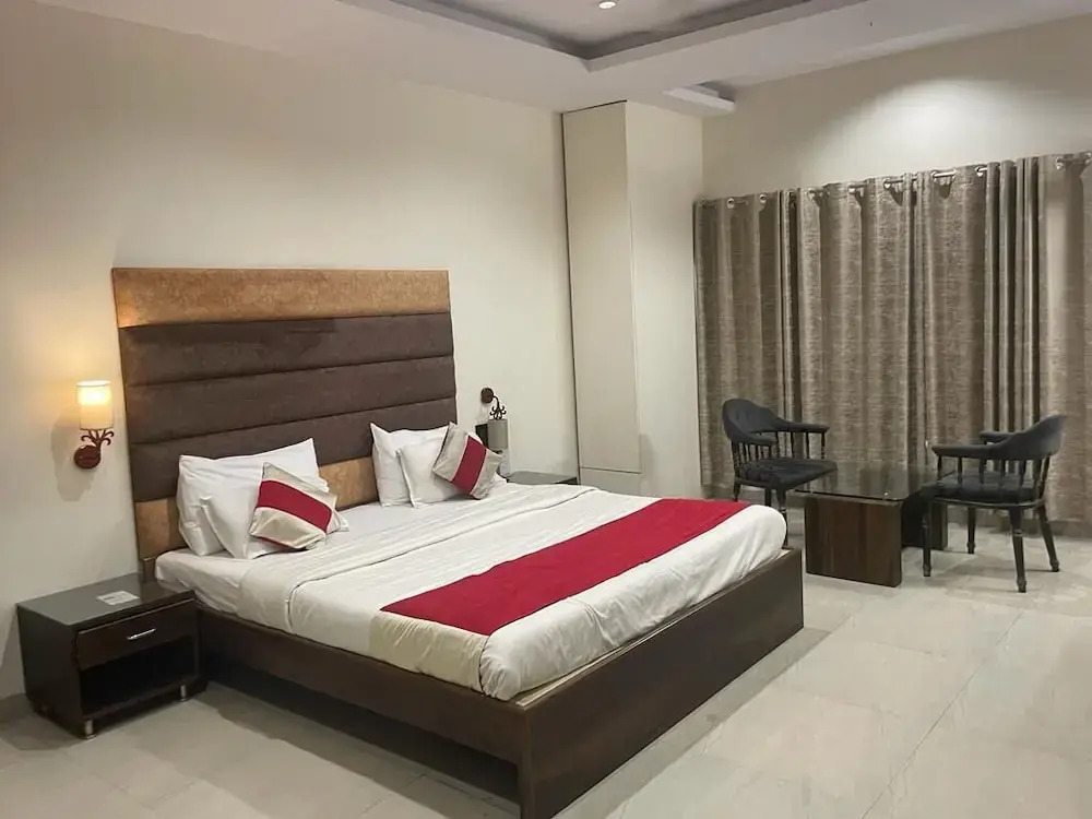 Hotel Ranjeet Akola