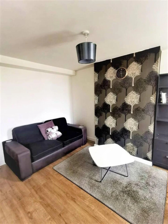 Stylish Luton Apartment With Wi-fi & Free Parking