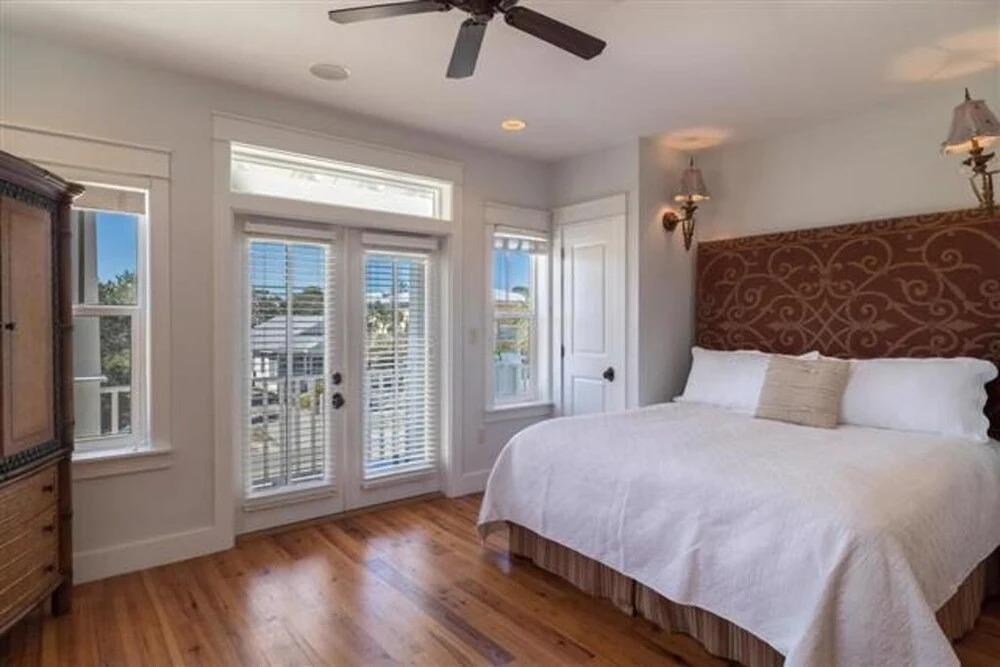 The Crystal Beach House - 1768742