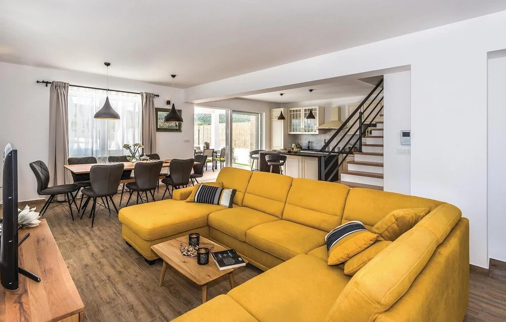 Awesome Home in Sibenik With Wifi and 3 Bedrooms