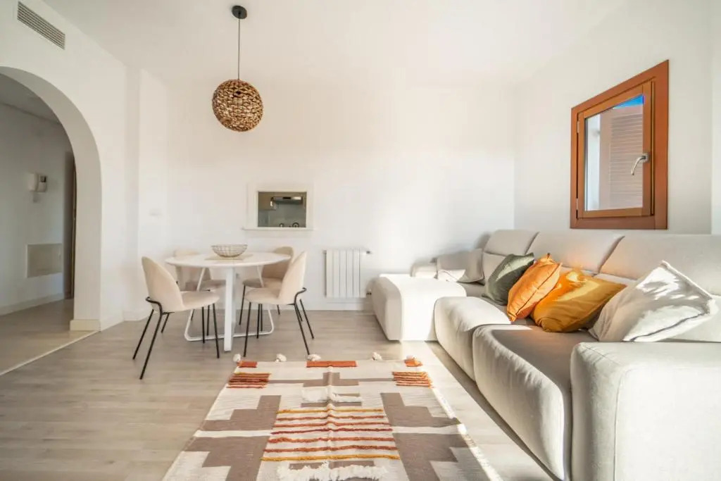 Exclusive 2 Bed 2 Bath Penthouse with Golf Views - DE2332EV