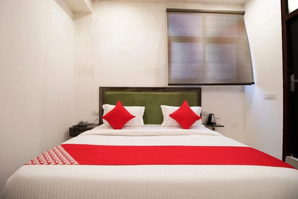 Grand Inn by OYO Rooms