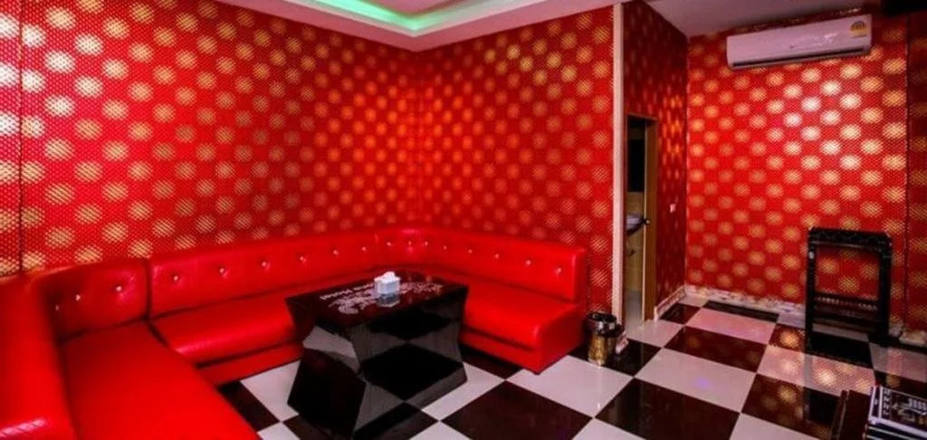 Jing Lone Hotel