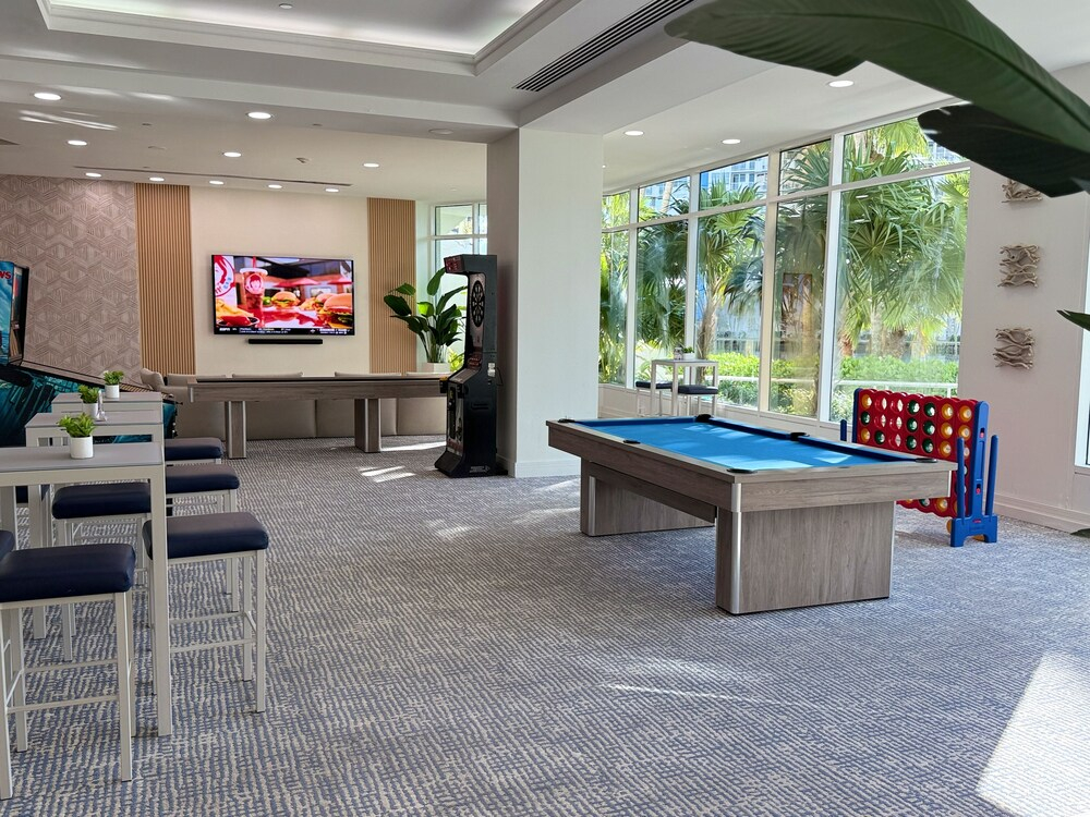 Luxury 1 Bedroom Suite