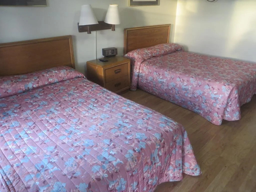 Watseka Motel