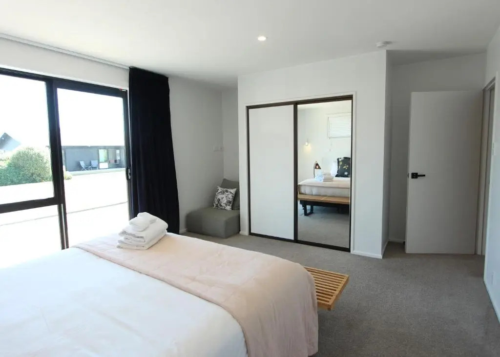 2 - Handsome and Sunkissed on the Doorstep to Wanaka