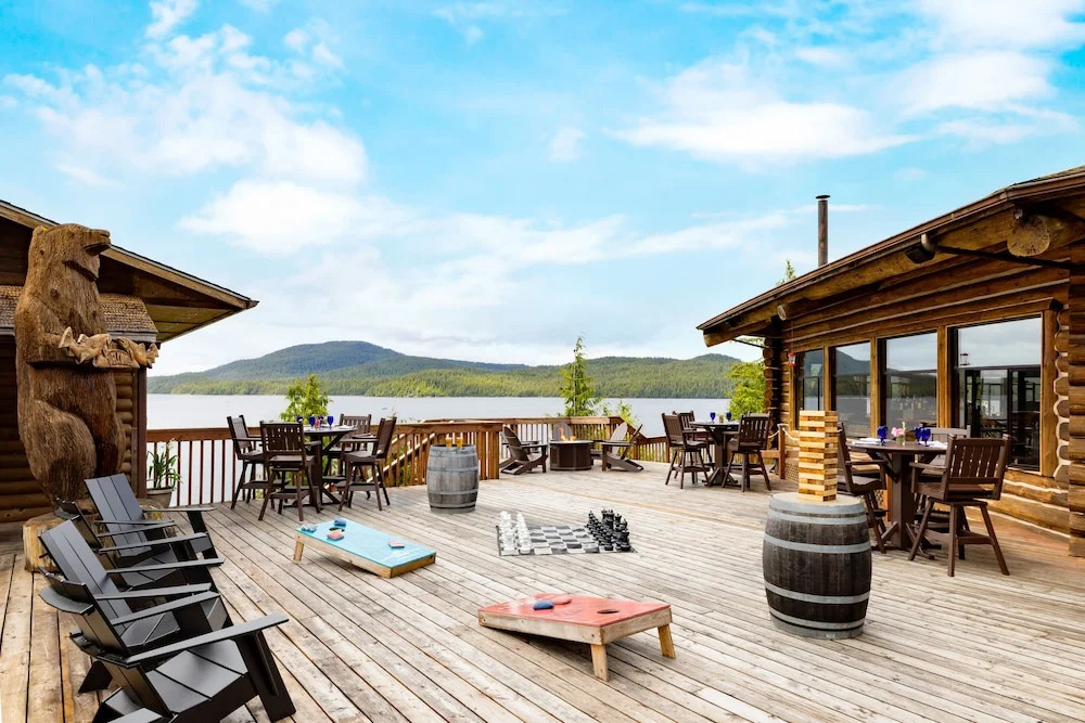 Salmon Falls Resort