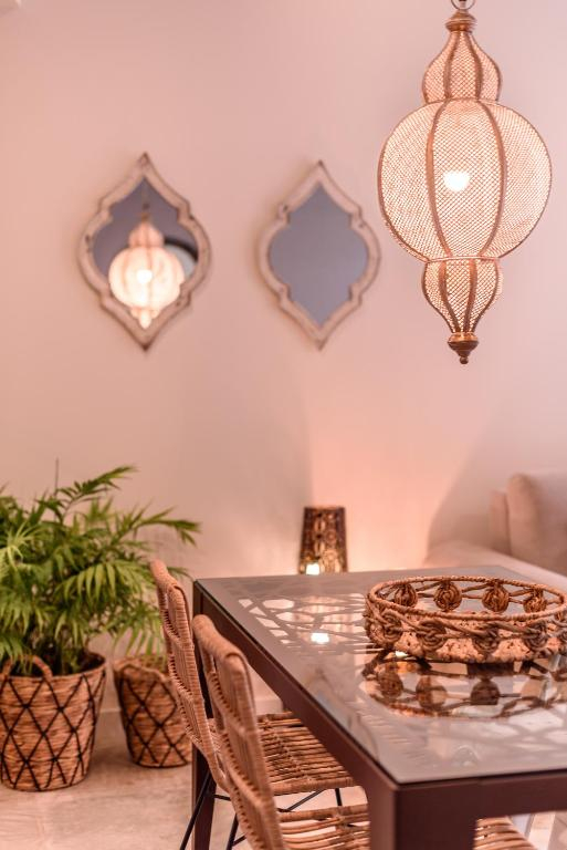 CANDIL SUITE Origen