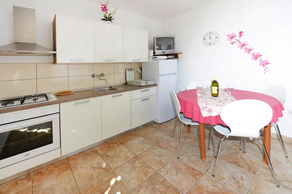 Apartments Lidija