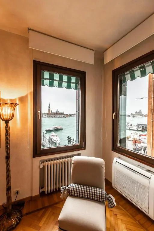 Bacino San Marco Exclusive View R&R