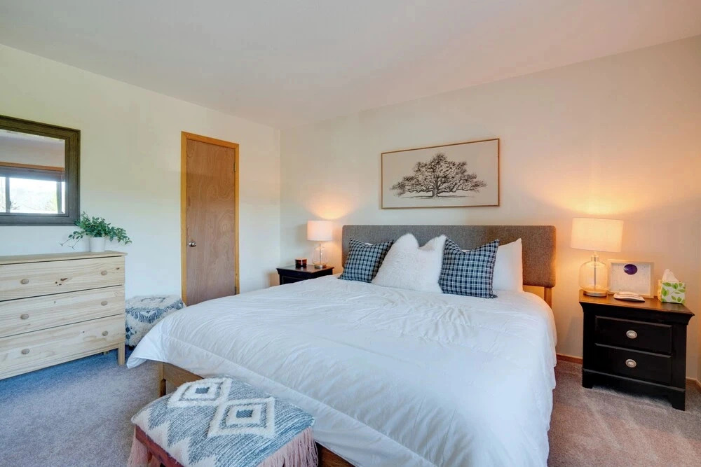 3BR + Loft Family Townhouse w/ Epic Mountain Views