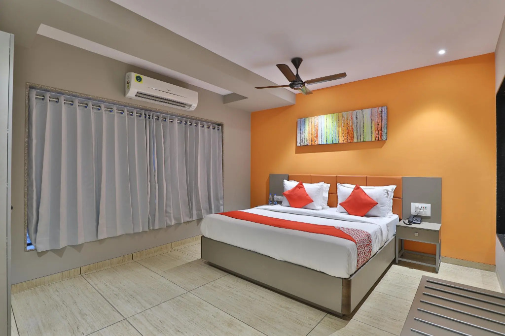 OYO Townhouse 560 Hotel Avalon