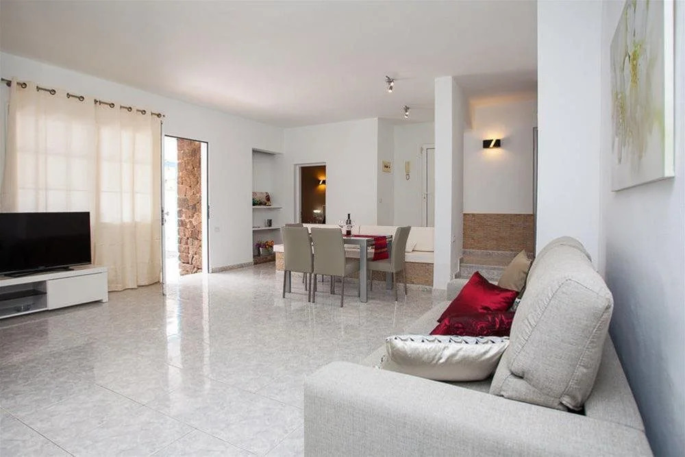 Villa Aries