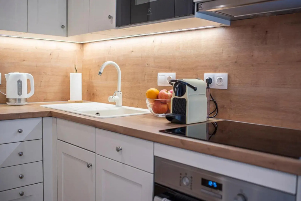 Cosy inner city getaway bestern