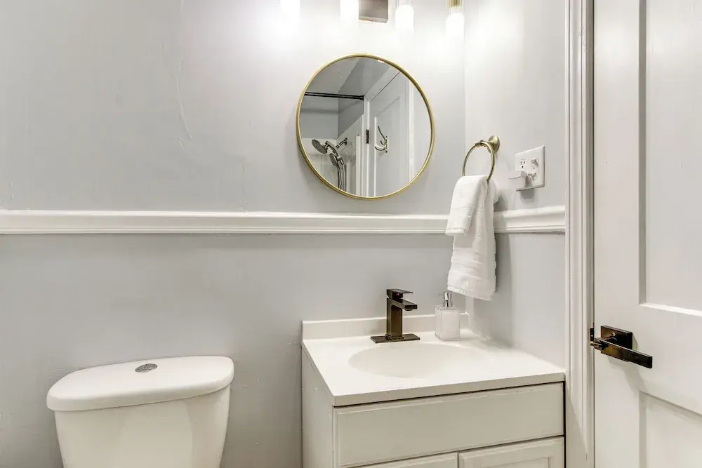 2 Mi to Historic Horse District: Dog-friendly Home