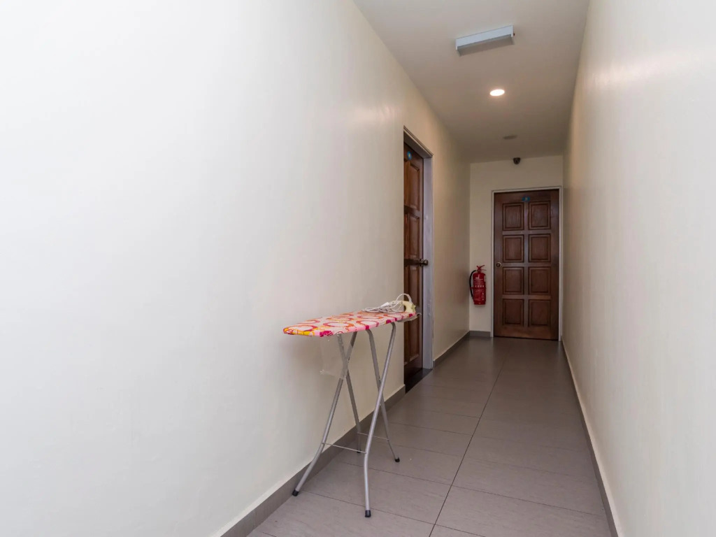 OYO 44095 Bluewater Hotel (2)