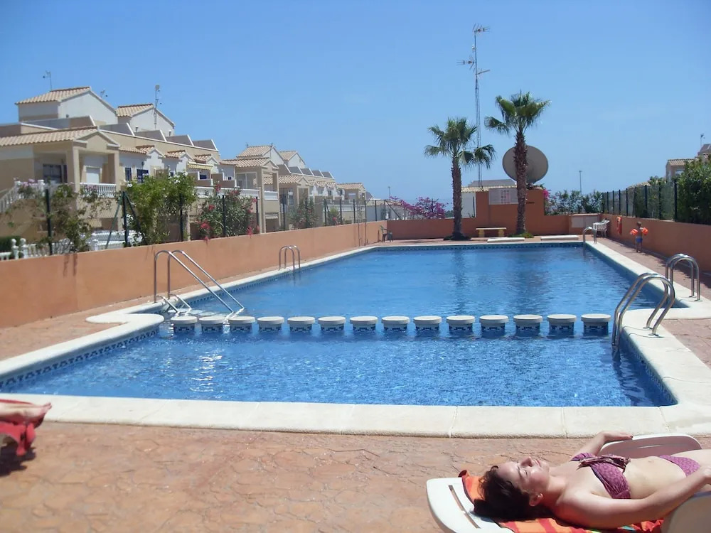 Stunning 2-bed Apartment in Orihuela