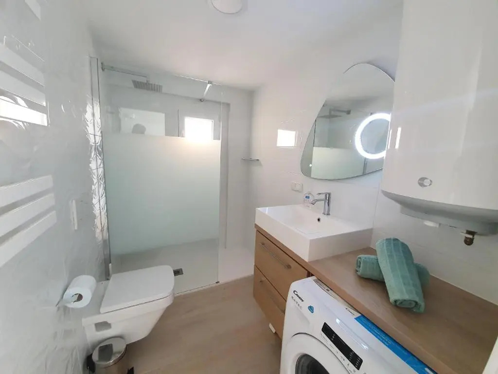 Esmeralda, Benidorm Poniente, 1st line, frontal seaview, 2 bedroom apartment, Ocean Terrace