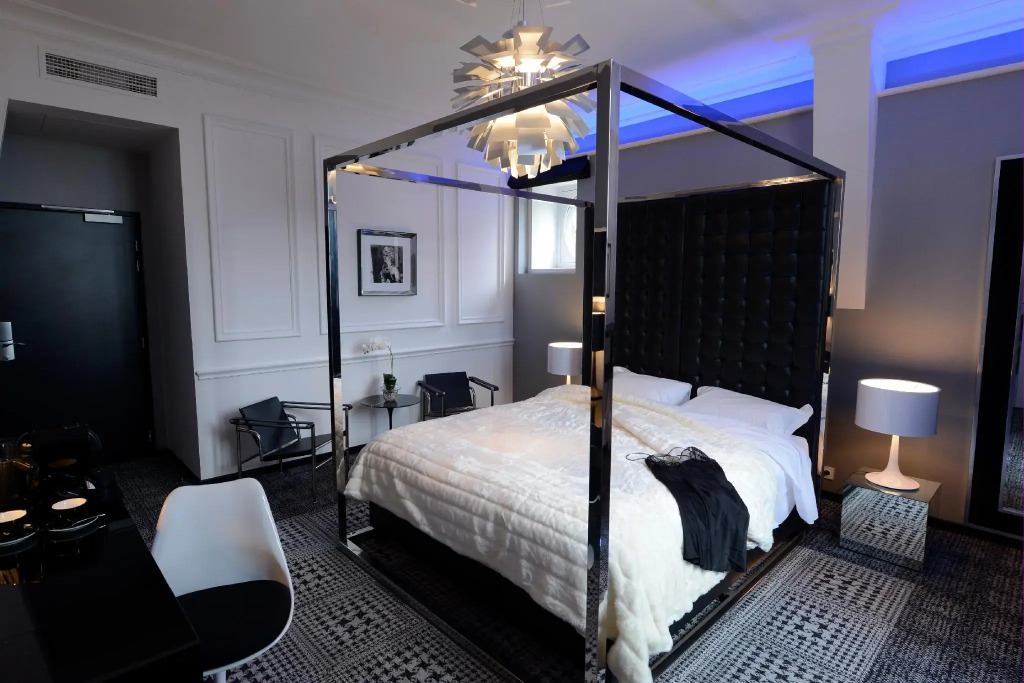 Art Hotel