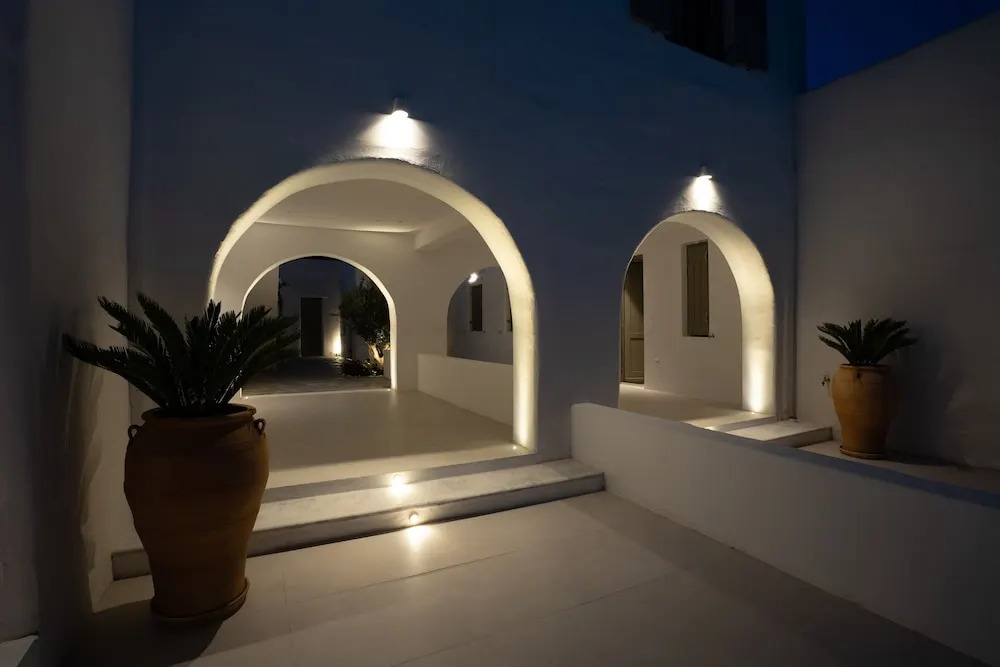 Luxury Paradise Villa Iliad In Paros