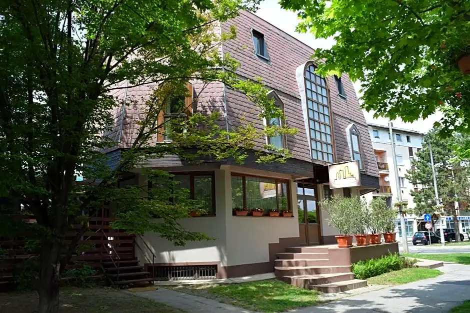 Belvárosi Panzió
