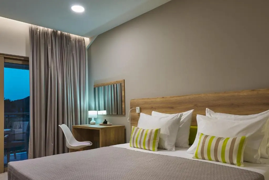 Grapevines Hotel