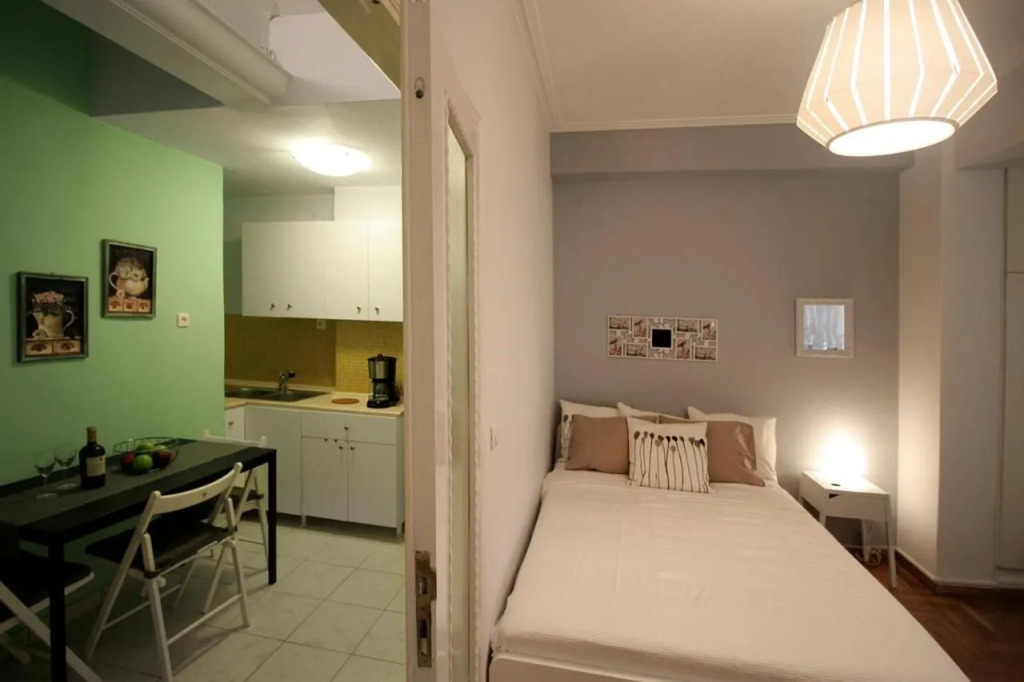 Luxury flat in Kolonaki, 3’ Metro