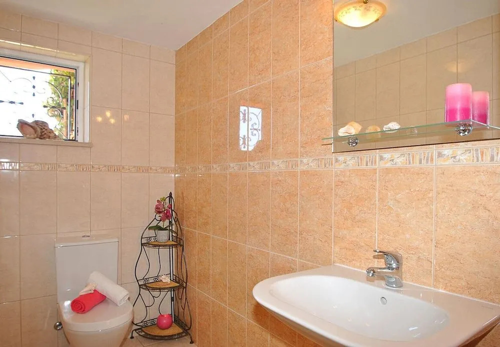 Villa Saint Martin - Refúgio familiar com piscina aquecível e BBQ em Albufeira