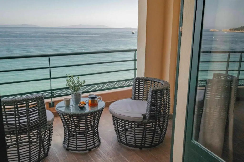 Surplage Hôtel Cavalière