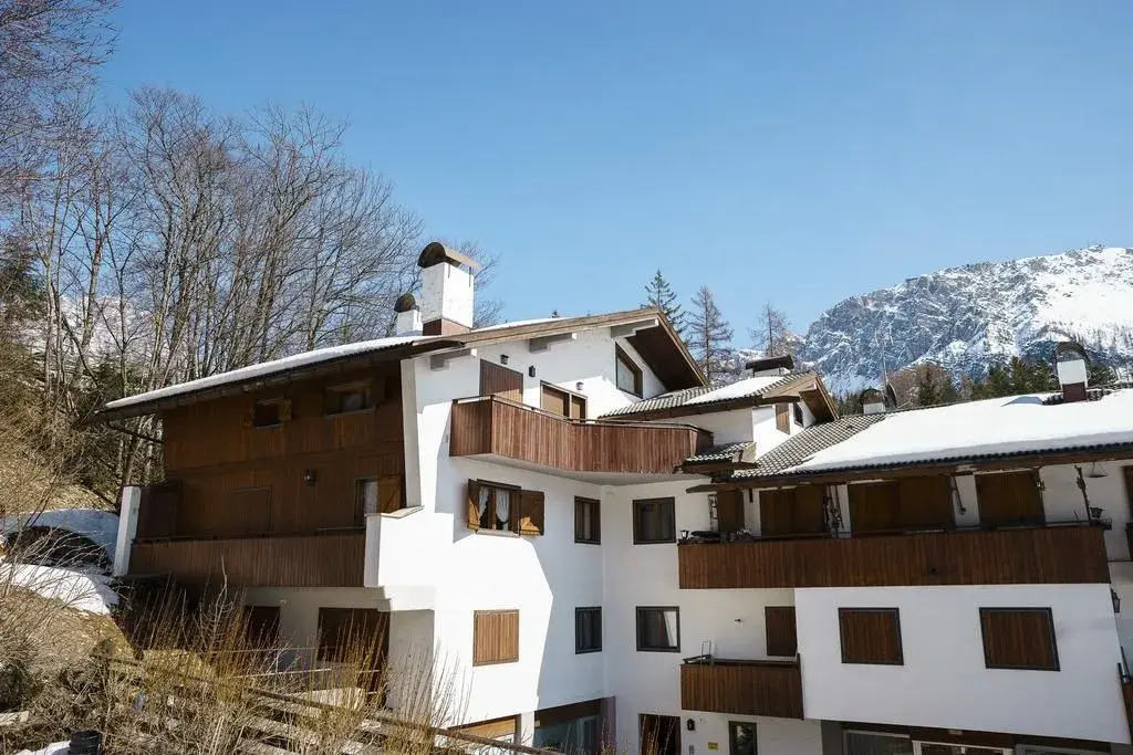 Villa Franchetti - Stayincortina
