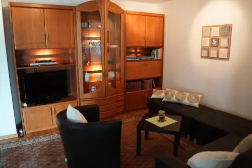 Fuchsia Lodge