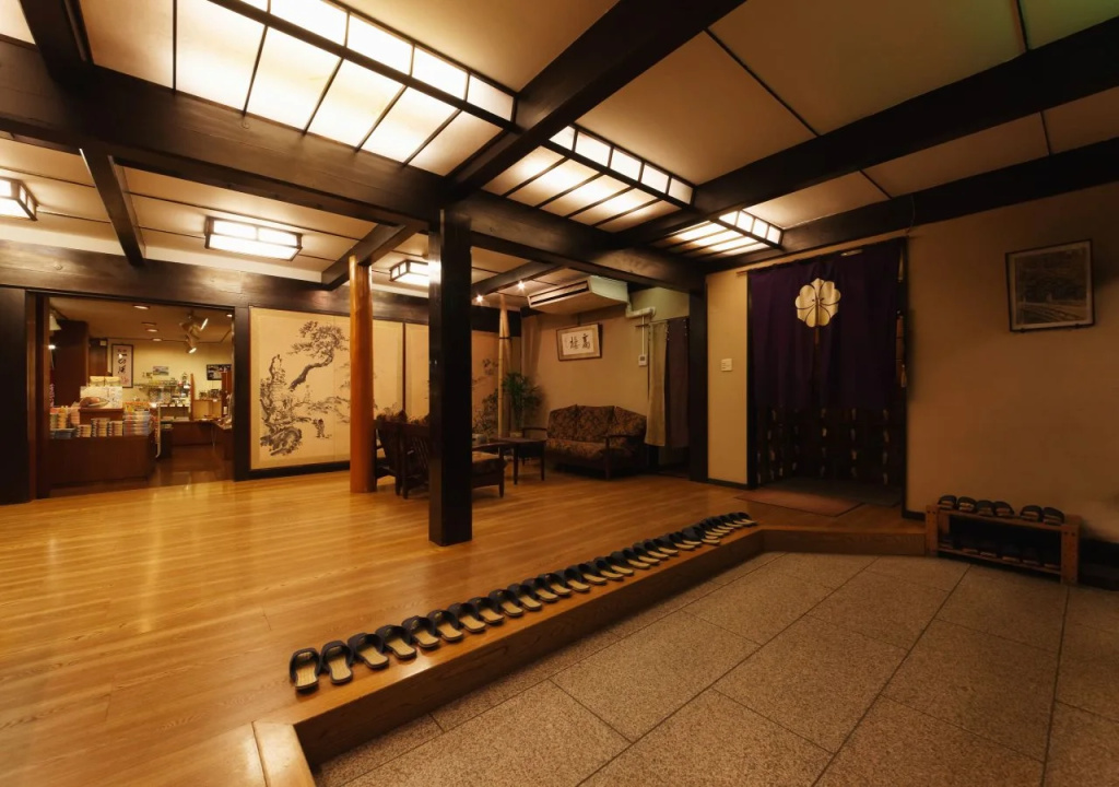 Ichinoyu Honkan