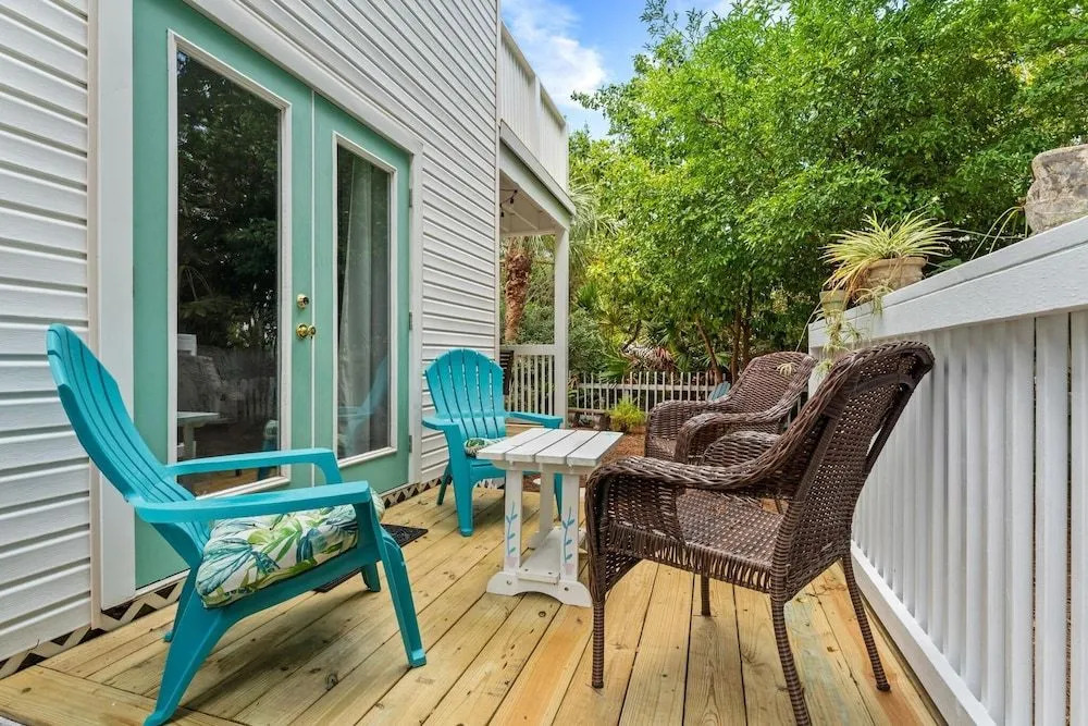 Cottages of Crystal Beach Sea La Vie