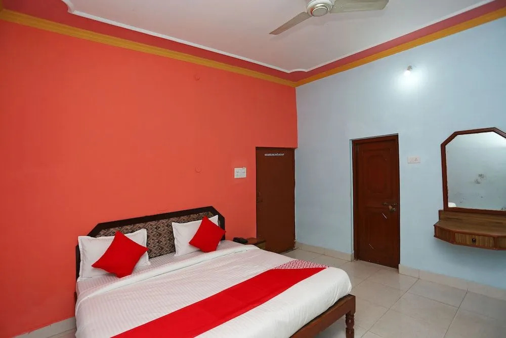 Oyo 29925 Hotel Green House