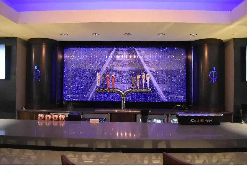Crowne Plaza Kansas City Downtown by IHG