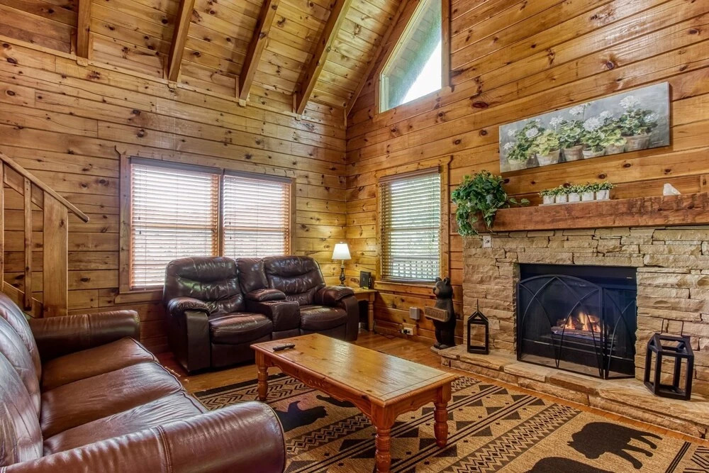 ER5 - Log Heaven - Great location! Close to all the action! cabin