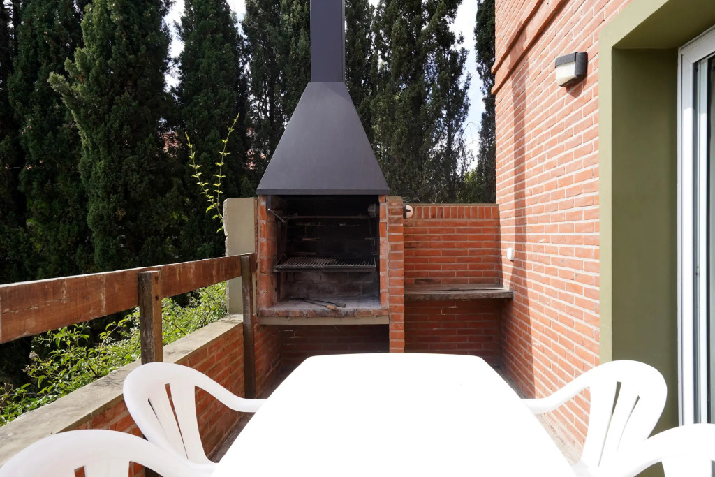 Valeria House Apart