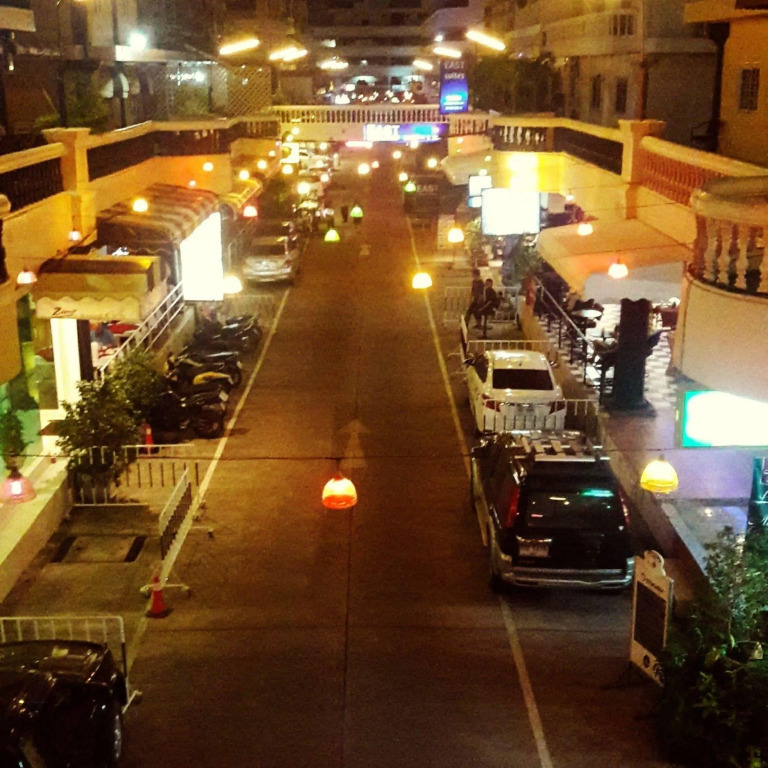 Key Bar and Guest House(คีย์ บาร์ แอนด์ เกสต์เฮาส์)