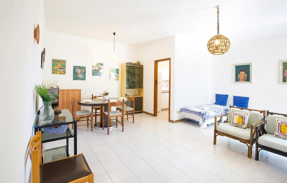 Nice Apartment in Cetraro With 1 Bedrooms