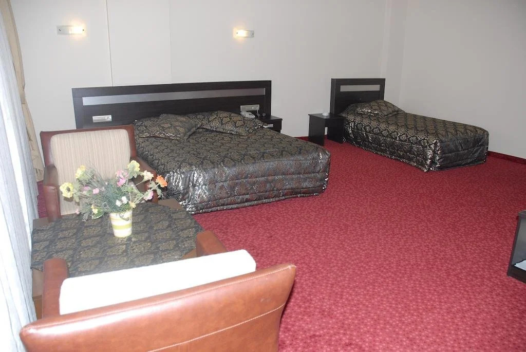 Grand Park Hotel