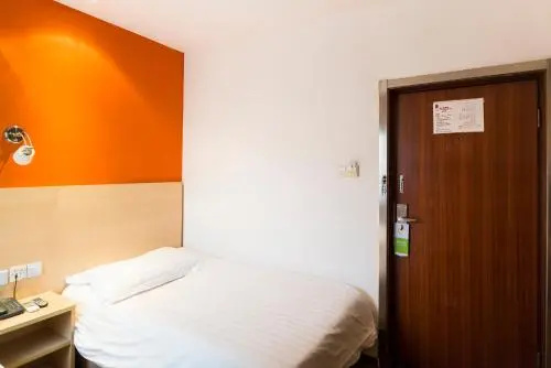 Shanghai Motel 168 Zhoupu Wanda Plaza