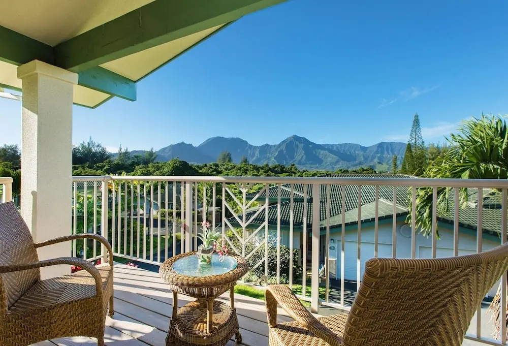 S Of Kamalii 47 3 Bedroom Home by RedAwning