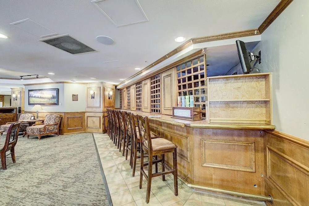 Ski-in Downtown Breckenridge Condo