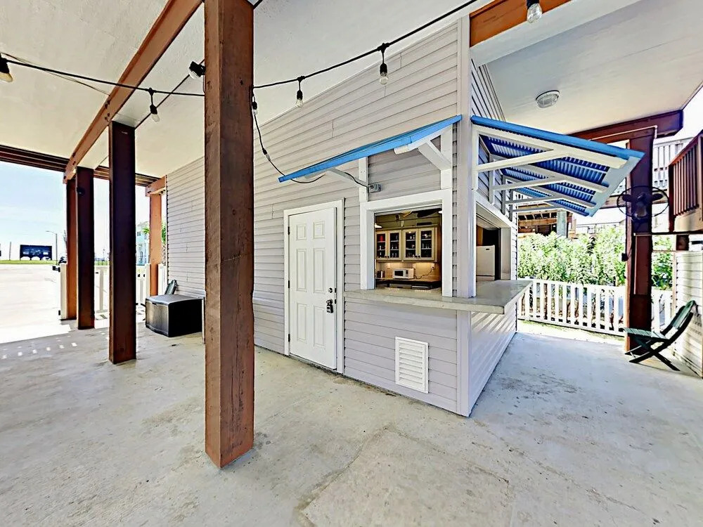 Canal 22108 - 3 Br Home