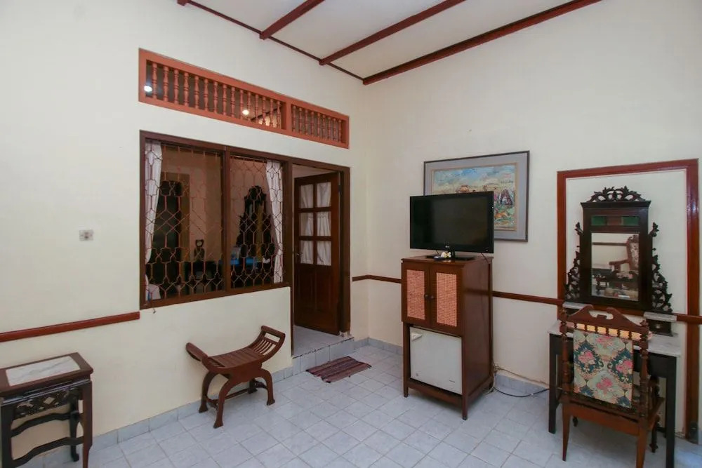 Airy Sanur Hang Tuah 84 Bali