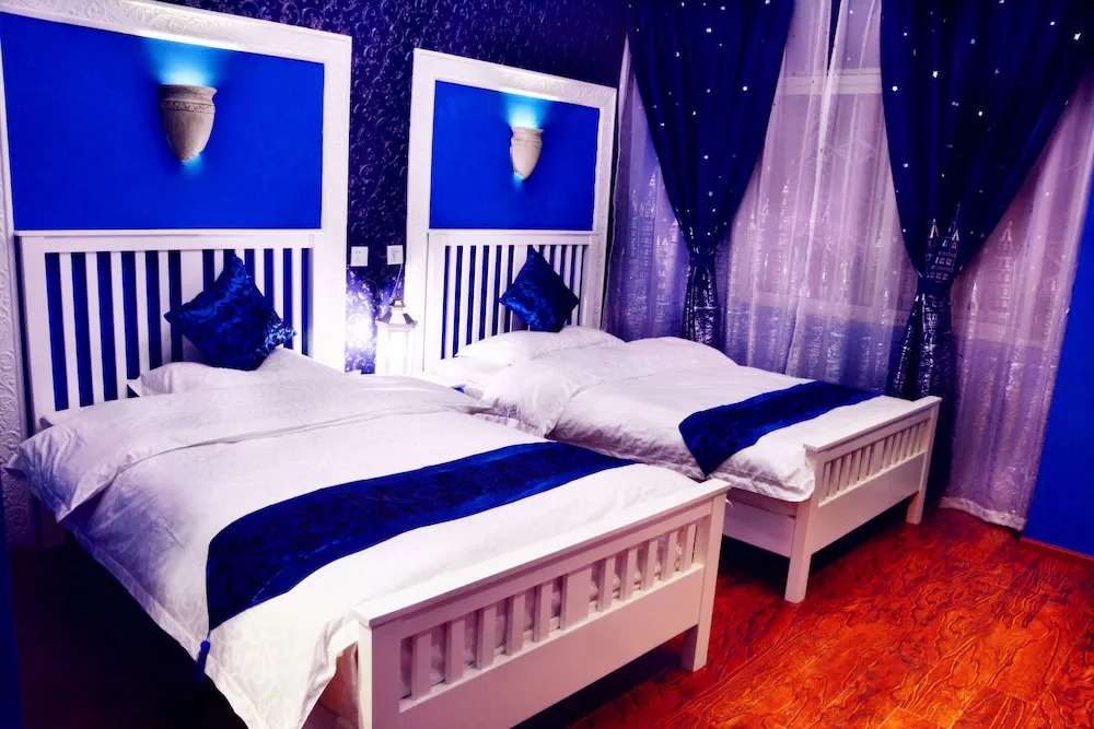 Chengdu Season Inn Youth Hostel