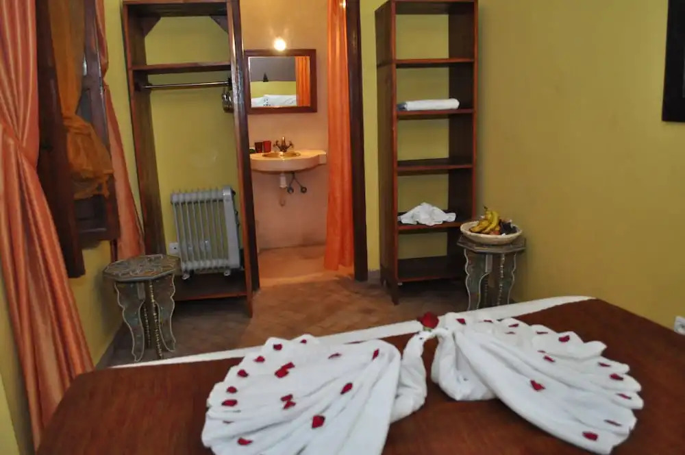 Cozy Room in the Heart of Ancient Medina Riad