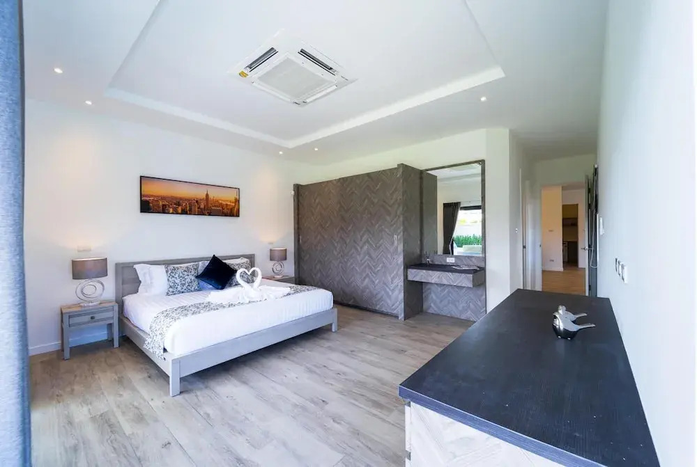 New Modern 3 Bedroom Villa - MB35